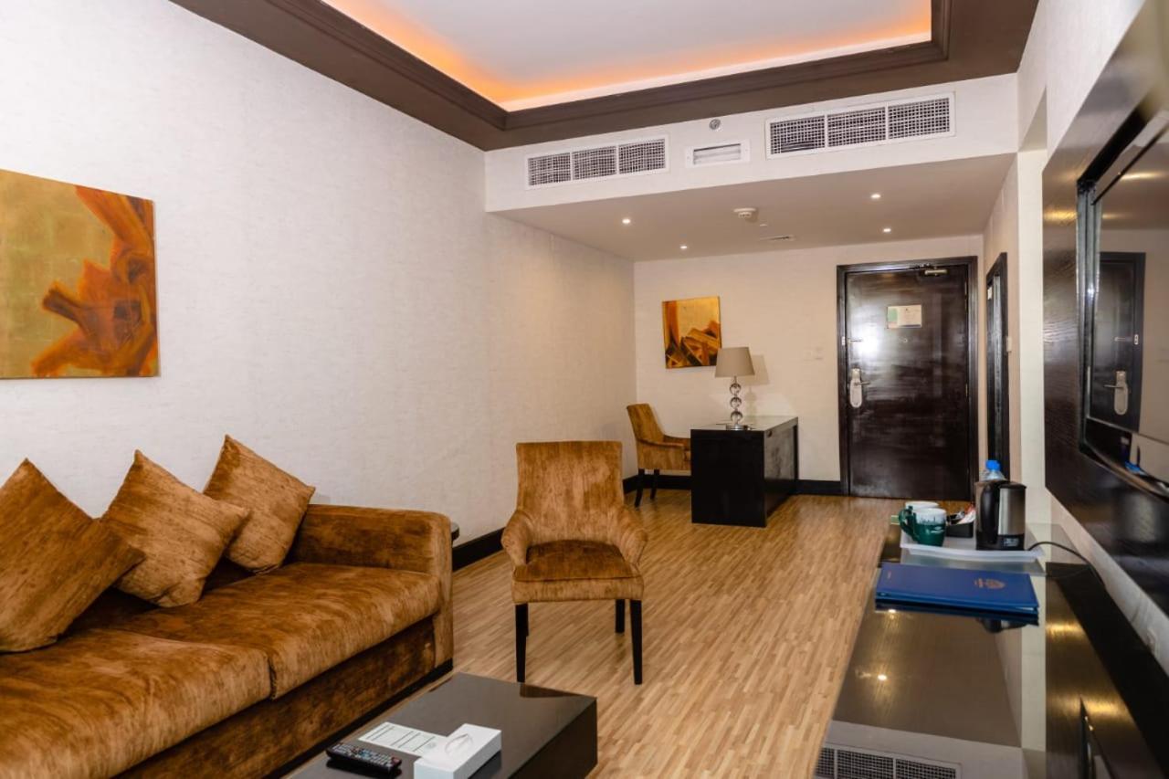 Mangrove Hotel Рас ал Хайм Екстериор снимка