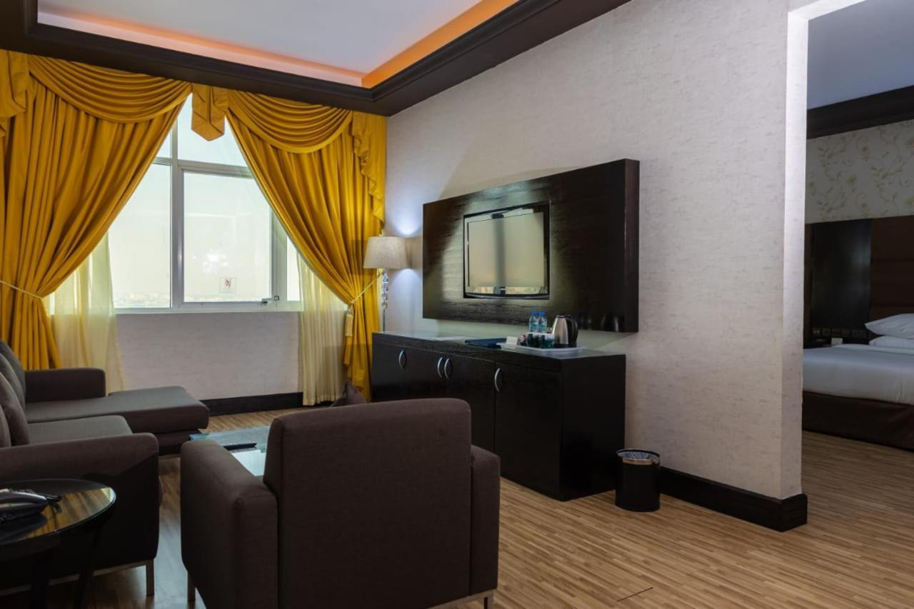 Mangrove Hotel Рас ал Хайм Екстериор снимка