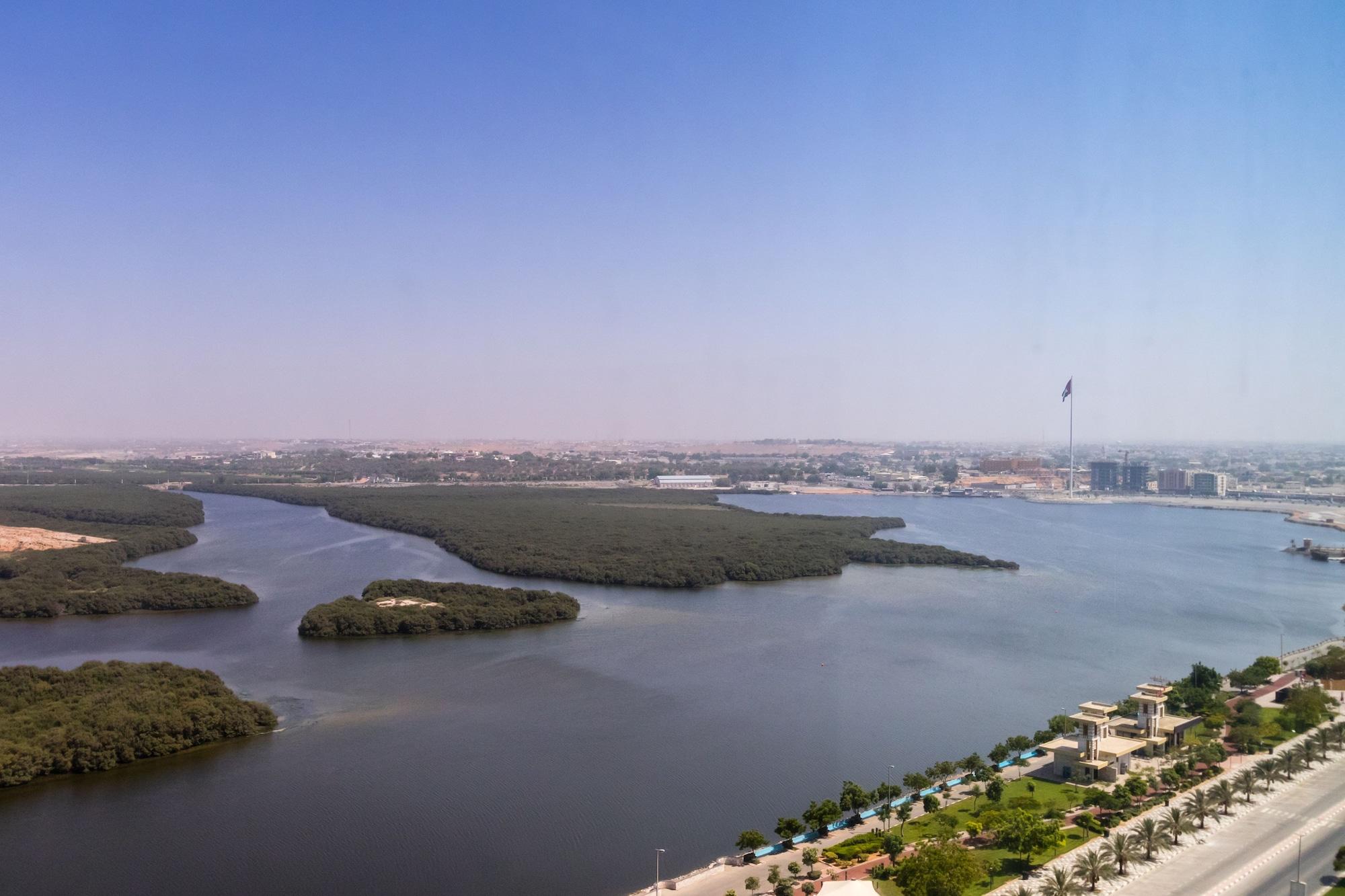 Mangrove Hotel Рас ал Хайм Екстериор снимка