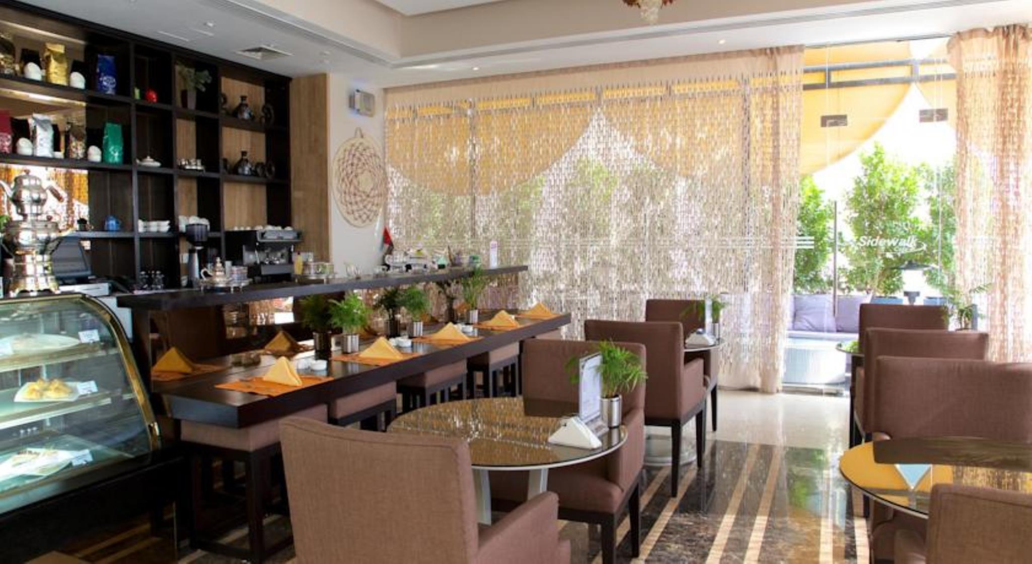Mangrove Hotel Рас ал Хайм Екстериор снимка